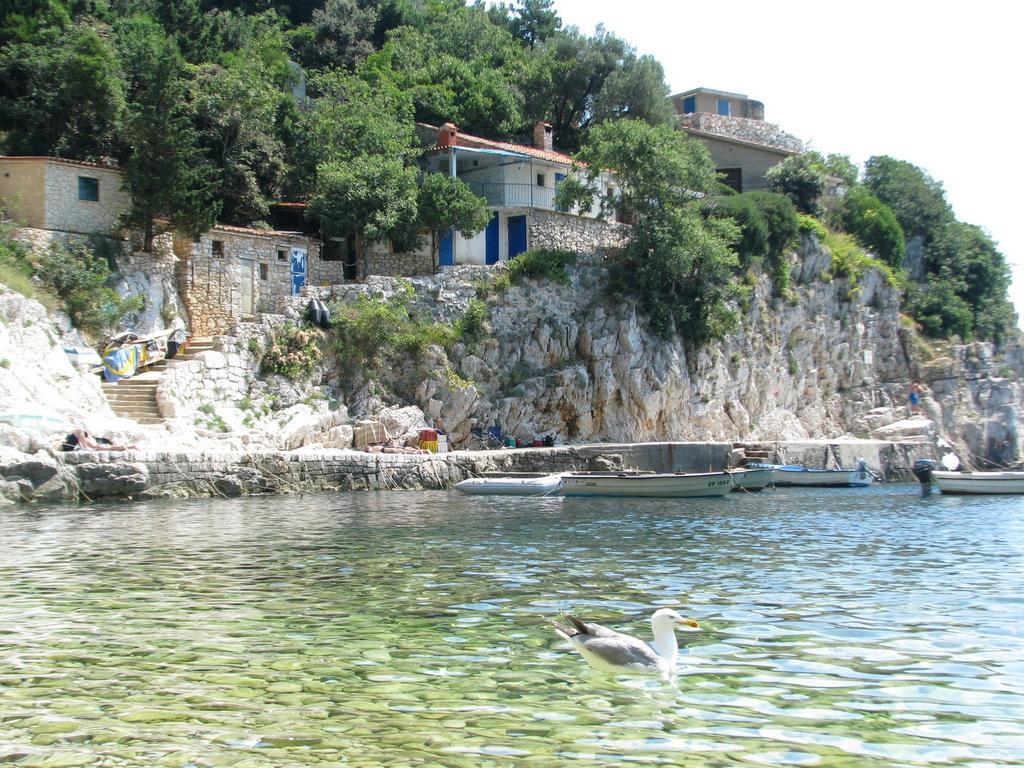 Apartment Marija With Terrace Brseč Esterno foto